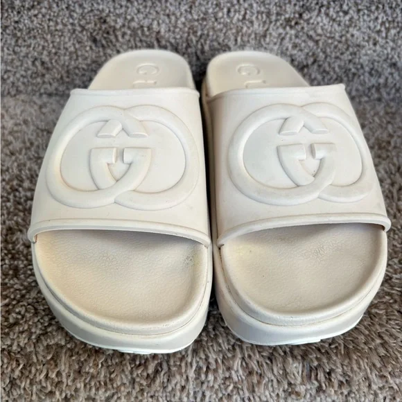 Gucci GG Women's Cream Platform Rubber Slides - Picture 5 of 15